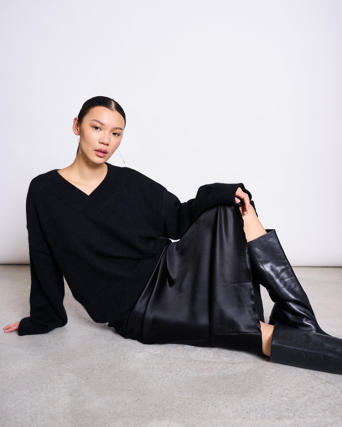 MAXI SATIN SKIRT SERIN BLACK Skirt jan-n-june 5