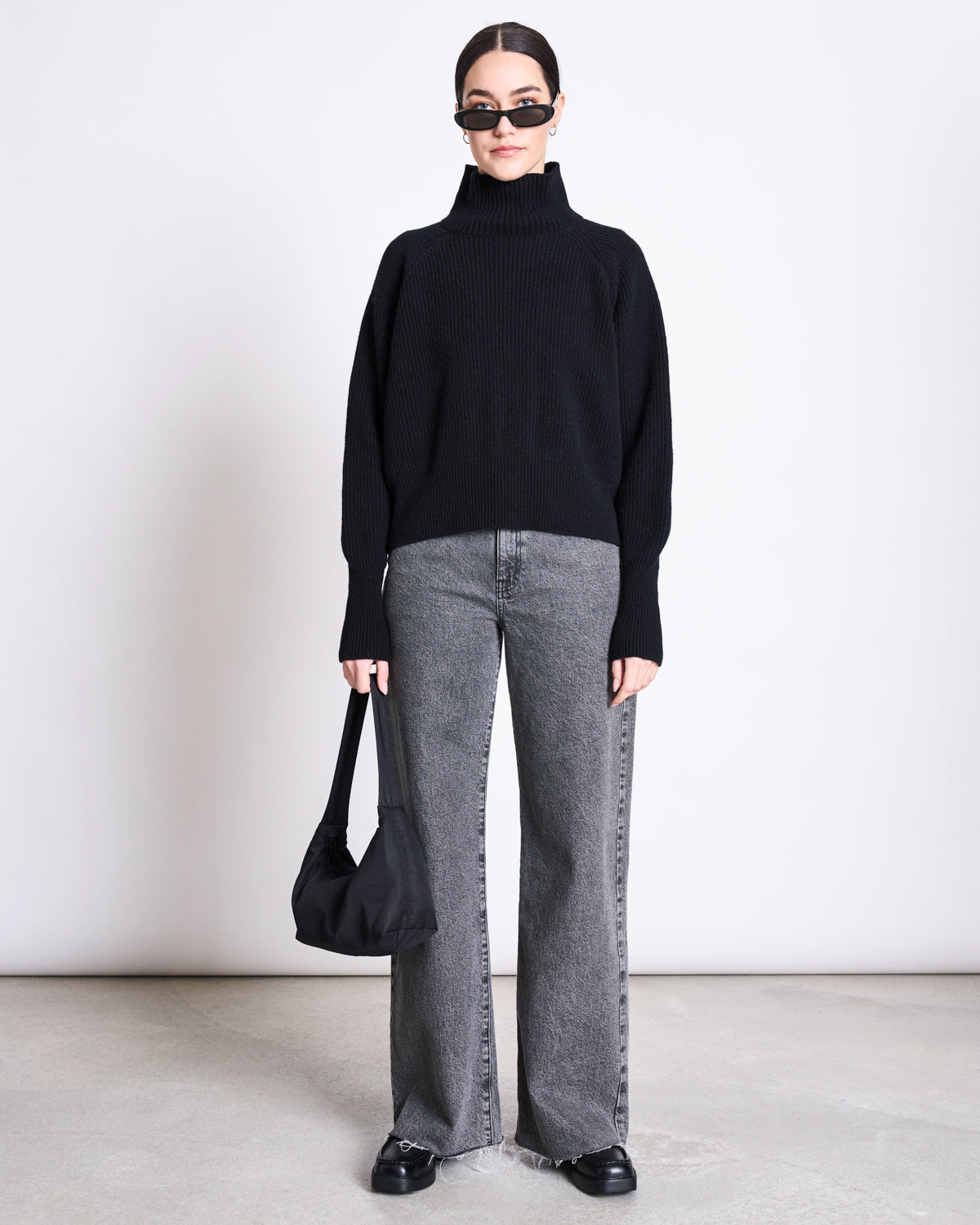 HIGH-NECK JUMPER WOOLY OLA BLACK GOTS Jumper jan-n-june 2