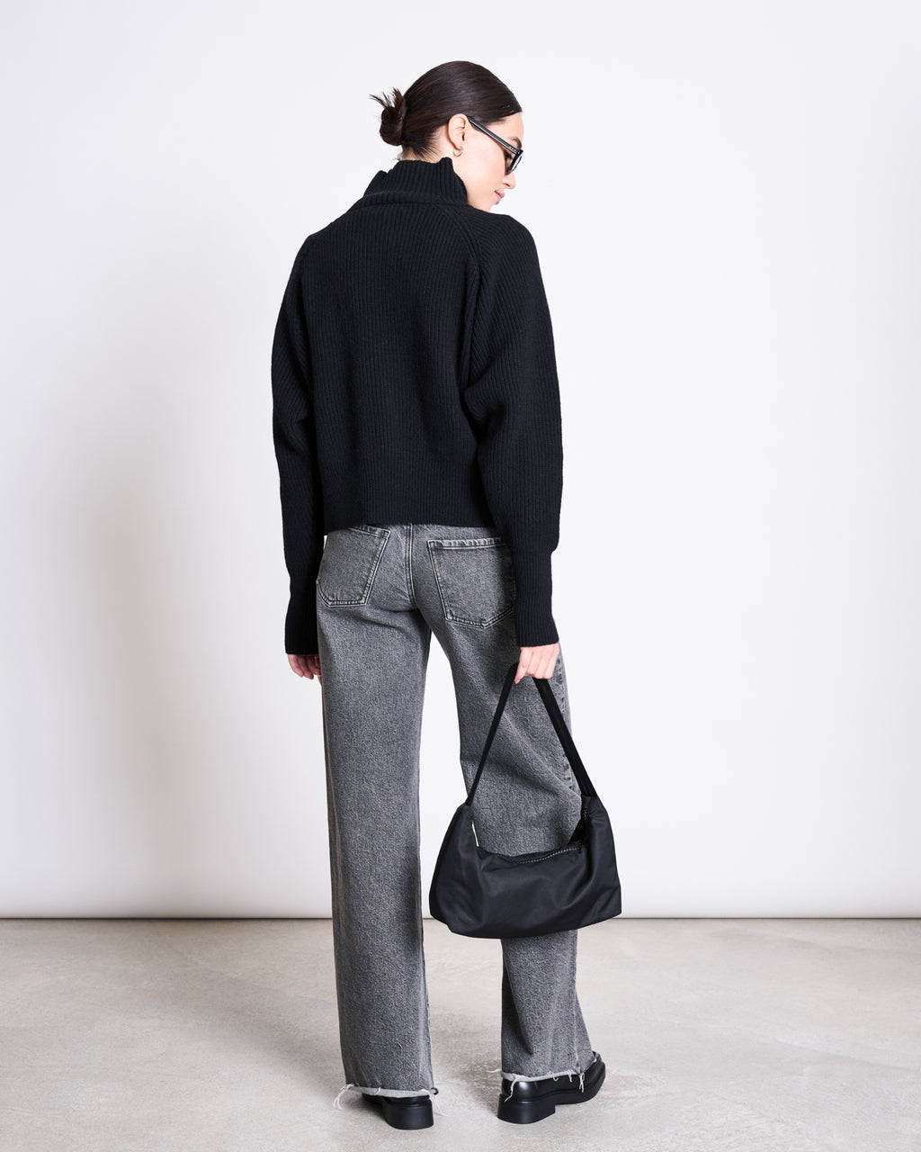 HIGH-NECK JUMPER WOOLY OLA BLACK GOTS Jumper jan-n-june 5