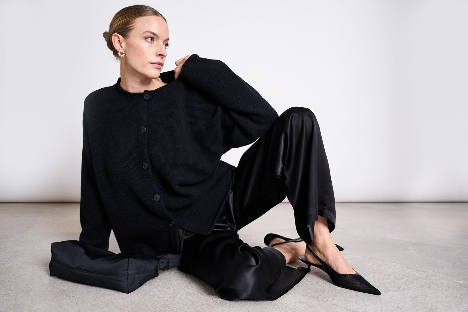 OVERSIZED WOOL CARDIGAN TINCO BLACK GOTS Cardigan jan-n-june 2