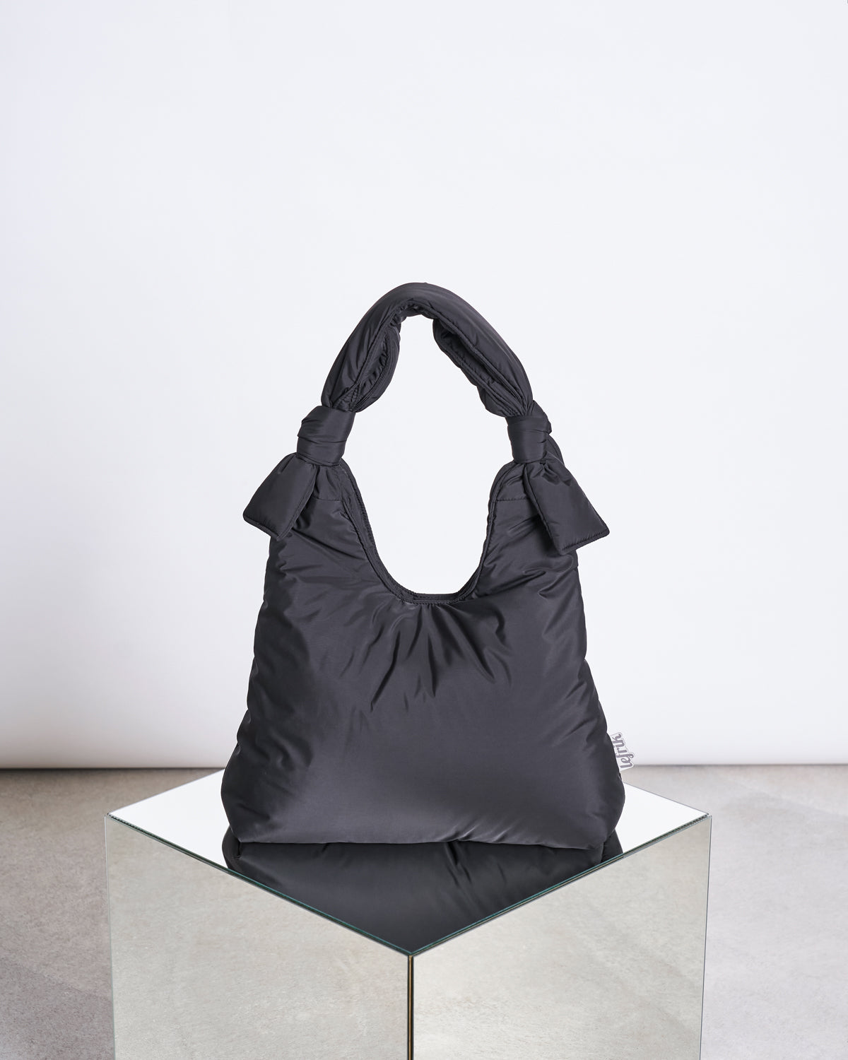 LEFRIK BAG BIWA PUFFY REGULAR BLACK jan-n-june 1