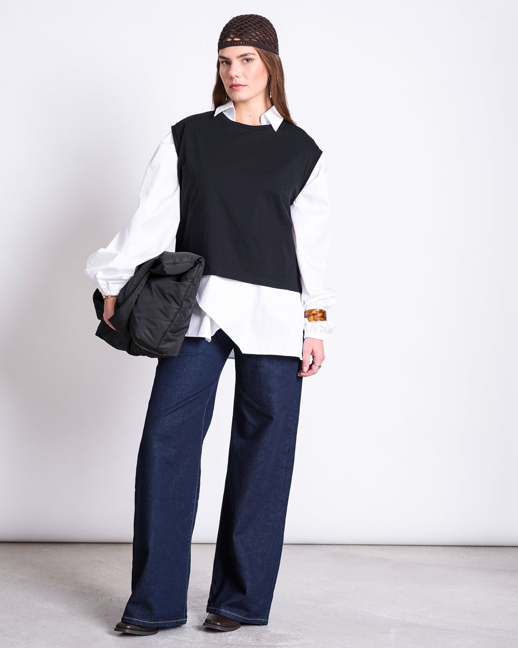 T-SHIRT OVAR BLACK T-shirts jan-n-june 5