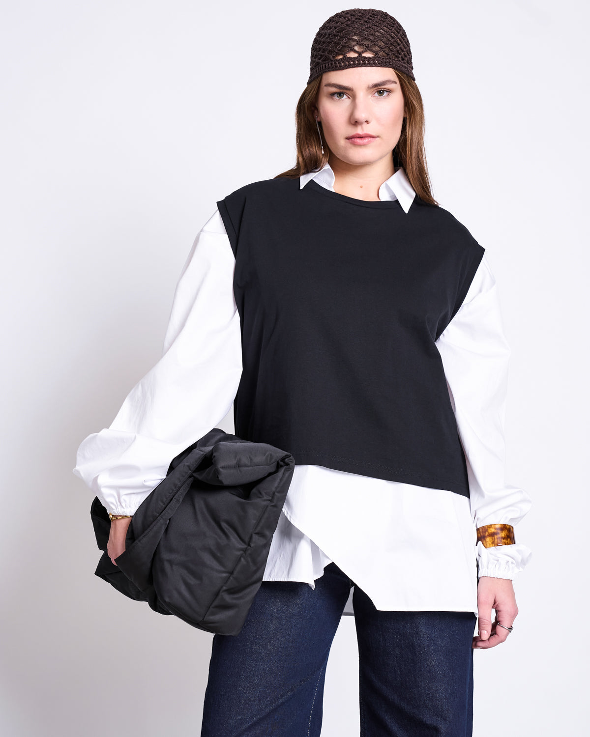 T-SHIRT OVAR BLACK T-shirts jan-n-june 6