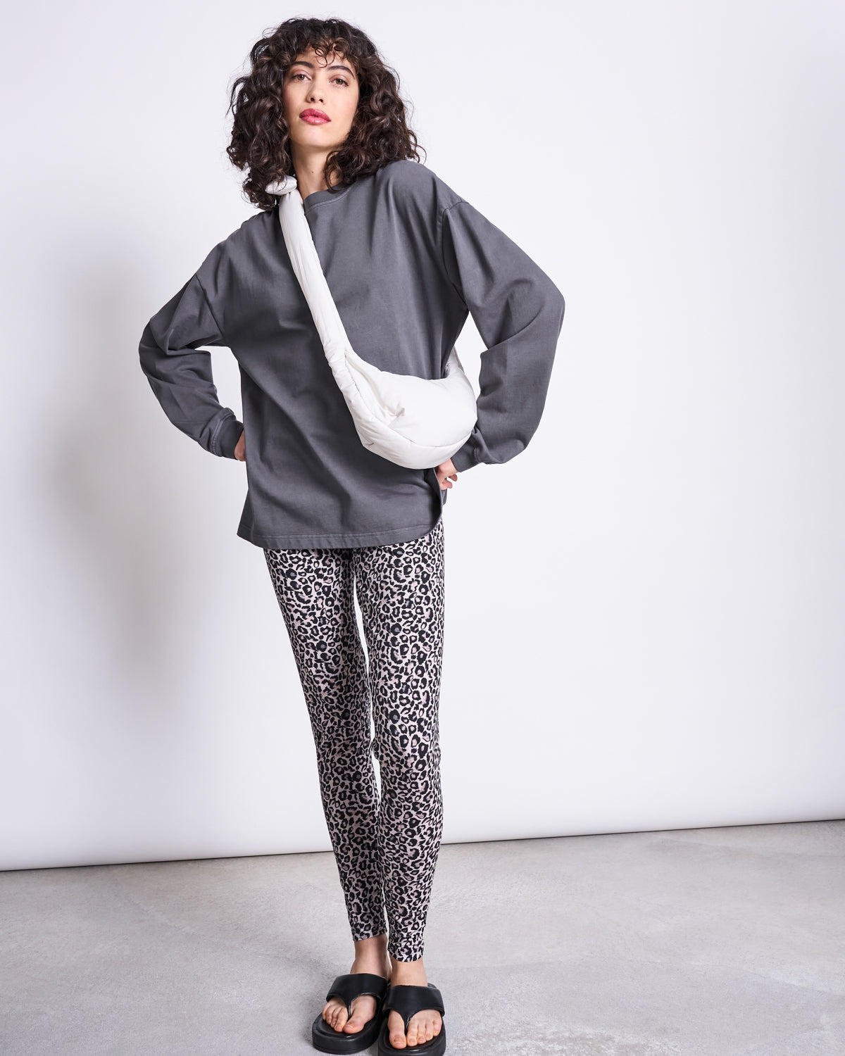 LEGGINGS LEO GOTS Leggings jan-n-june 9