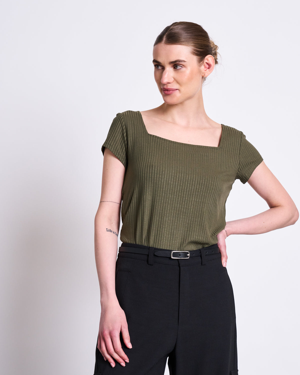T-SHIRT ARIMA DARK OLIVE T-shirts jan-n-june 2