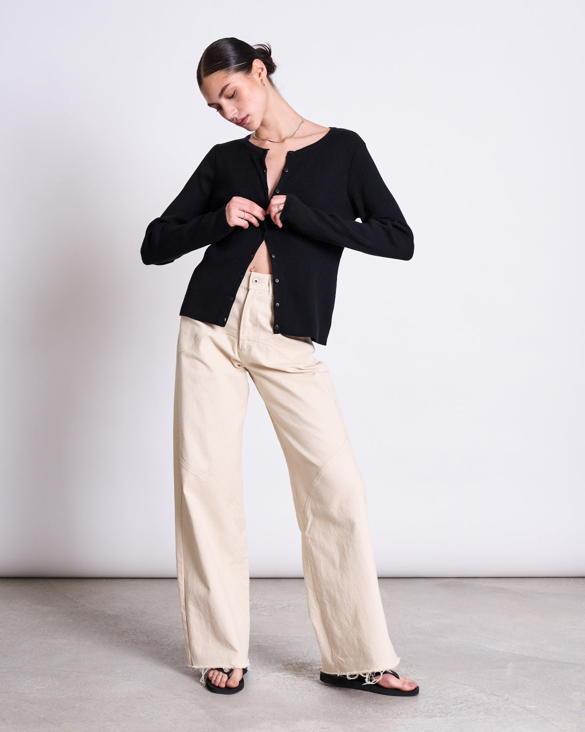 CREWNECK CARDIGAN GLIMT BLACK GOTS Cardigans jan-n-june 10