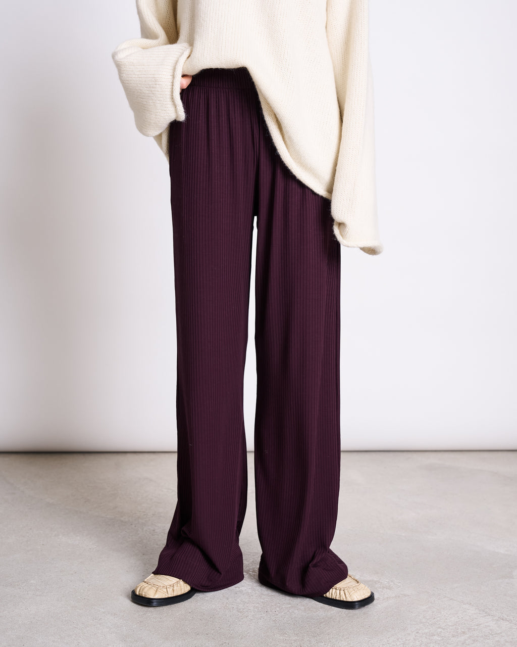 TENCEL™ LYOCELL RIB PANTS SMILLA CHERRY LACQUER Pants jan-n-june 11