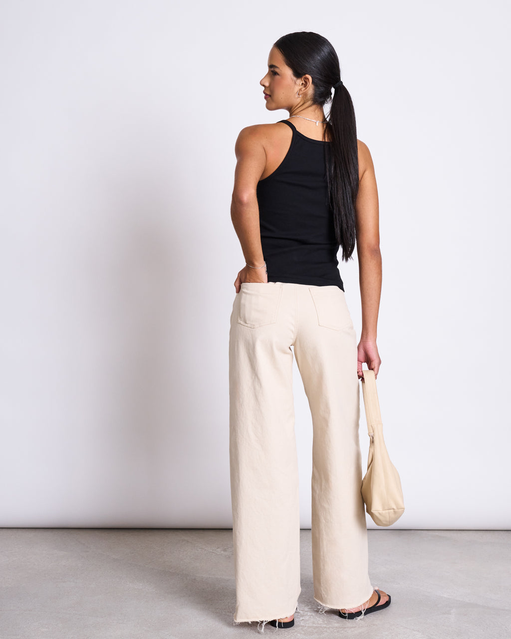 RIB TOP STEM BLACK T-shirt jan-n-june 2