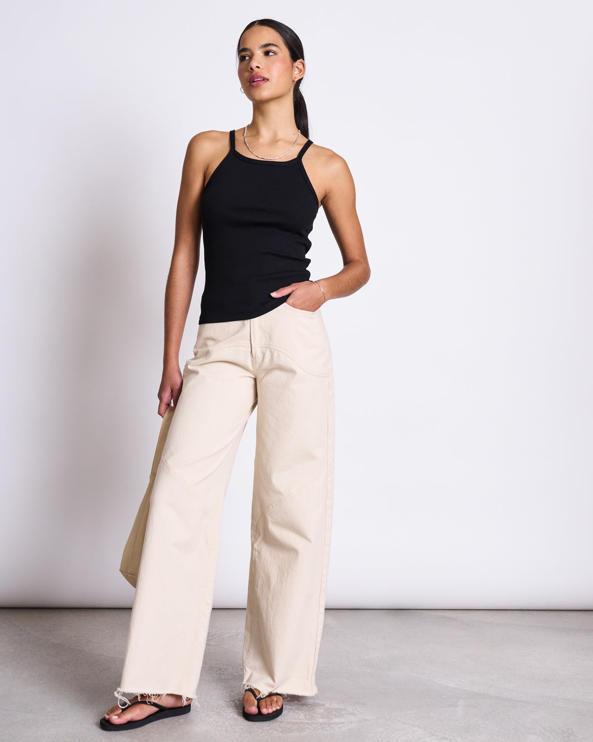 RIB TOP STEM BLACK T-shirt jan-n-june 3