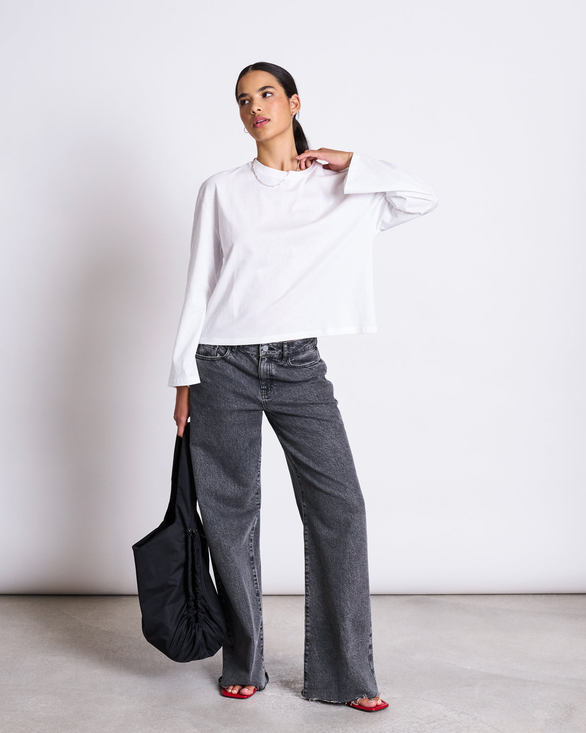 BOXY LONGSLEEVE ANKIRA WHITE Longsleeve jan-n-june 3