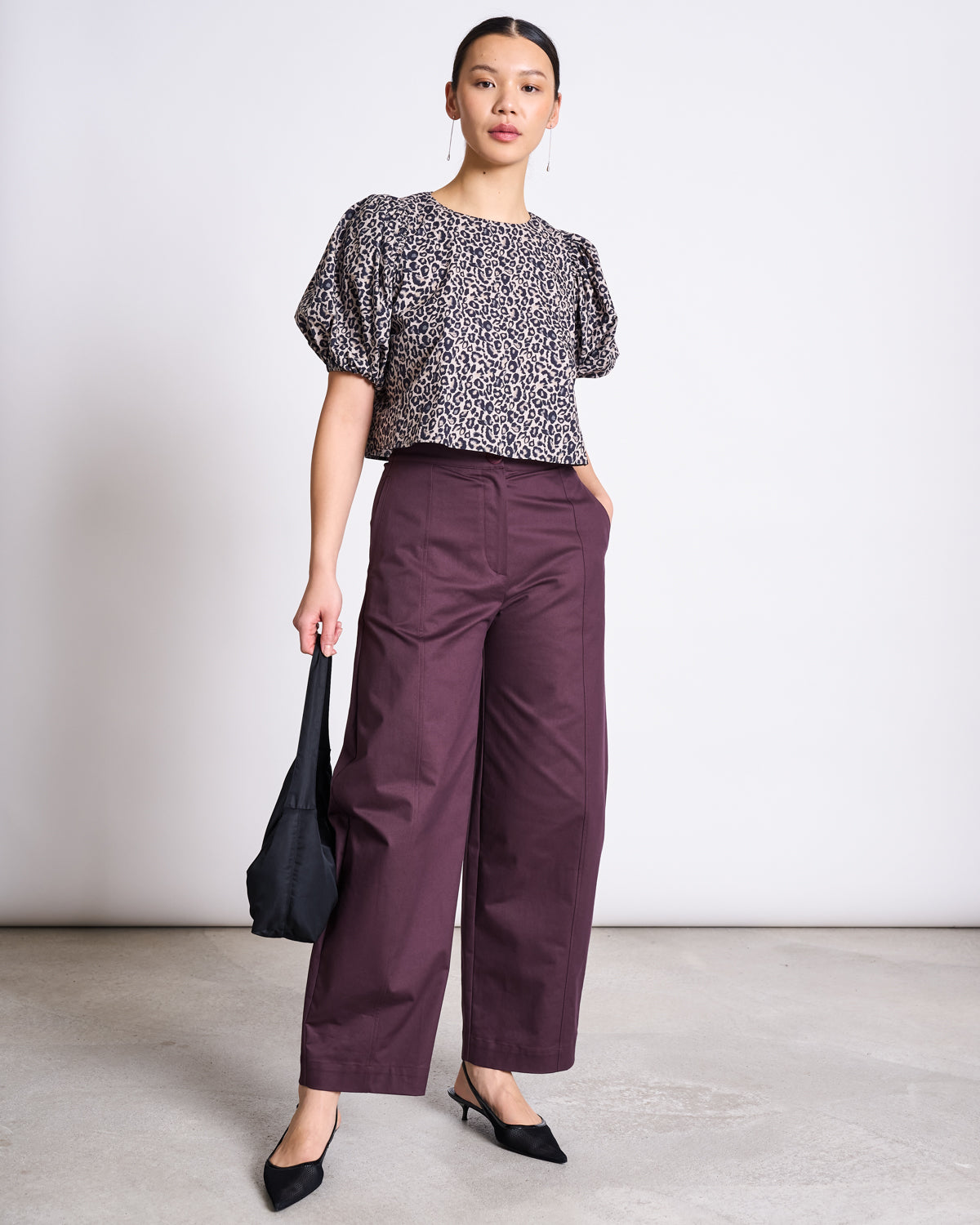 CROPPED ORGANIC COTTON BLOUSE OLMOS LEO PRINT Blouse jan-n-june 2