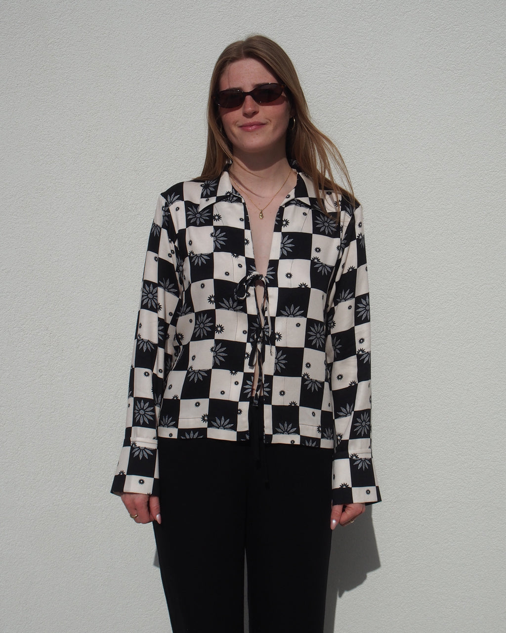 TIE BLOUSE KALUZ FLORAL SQUARE PRINT Blouses jan-n-june 6