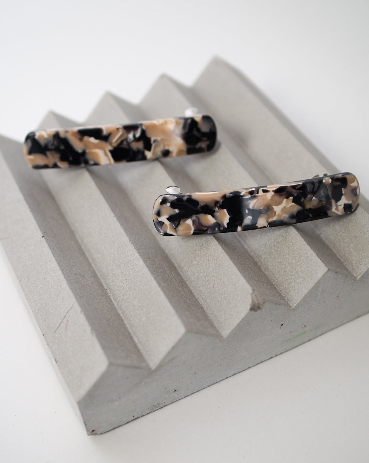 MACHETE HEIRLOOM BARRETTE ABALONE Clip jan-n-june 6