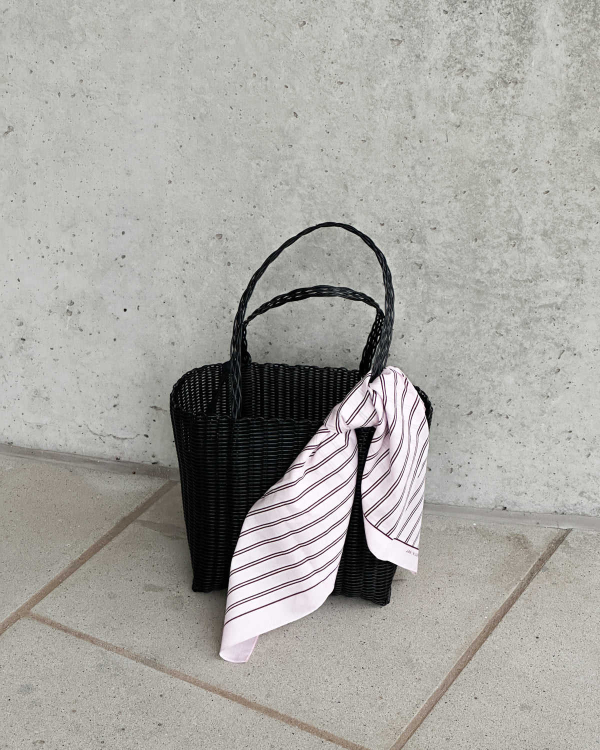 RAYAS COLLECTIVE MEDIUM BASKET LIQUORICE Accessories jan-n-june 5