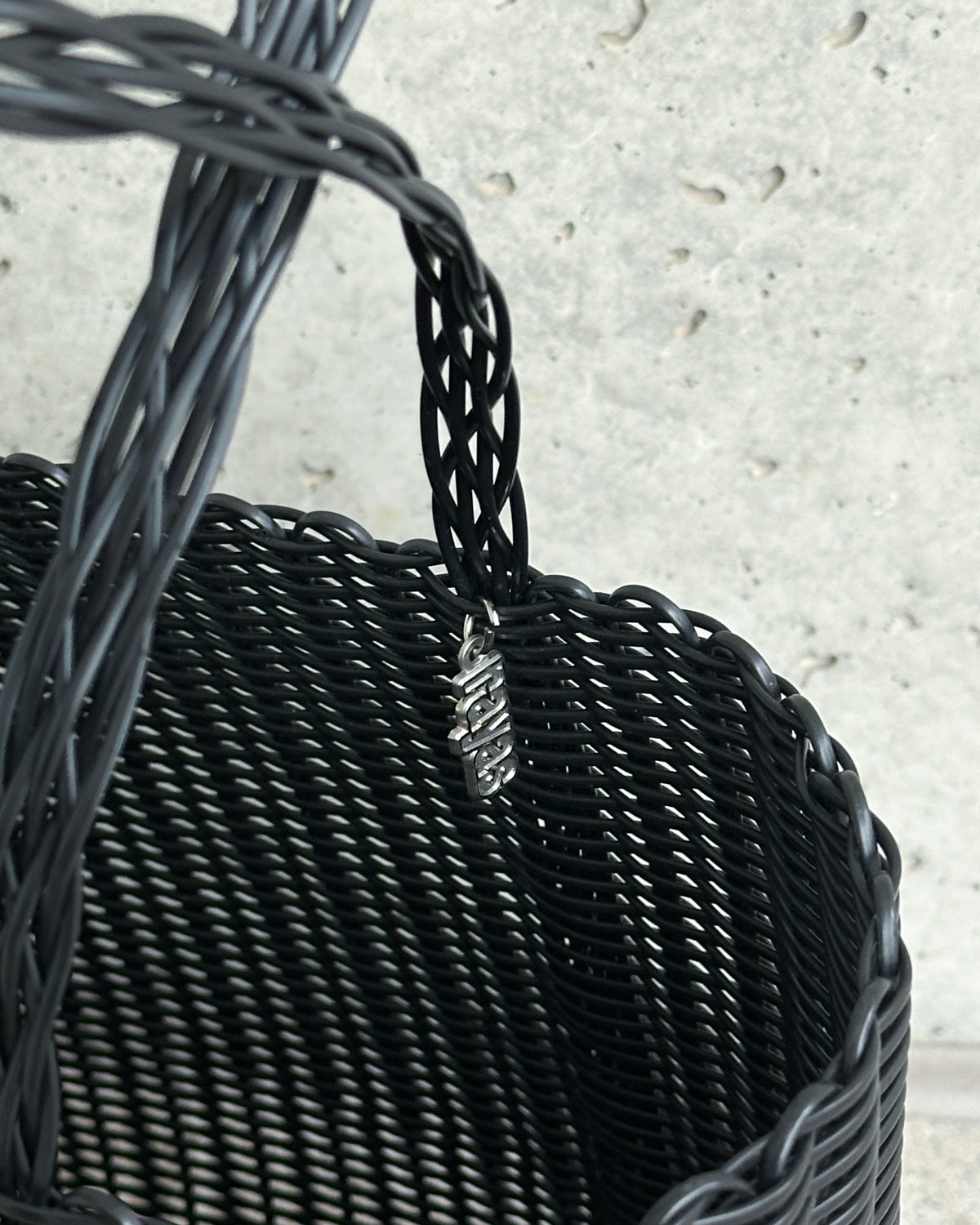 RAYAS COLLECTIVE MEDIUM BASKET LIQUORICE Accessories jan-n-june 6