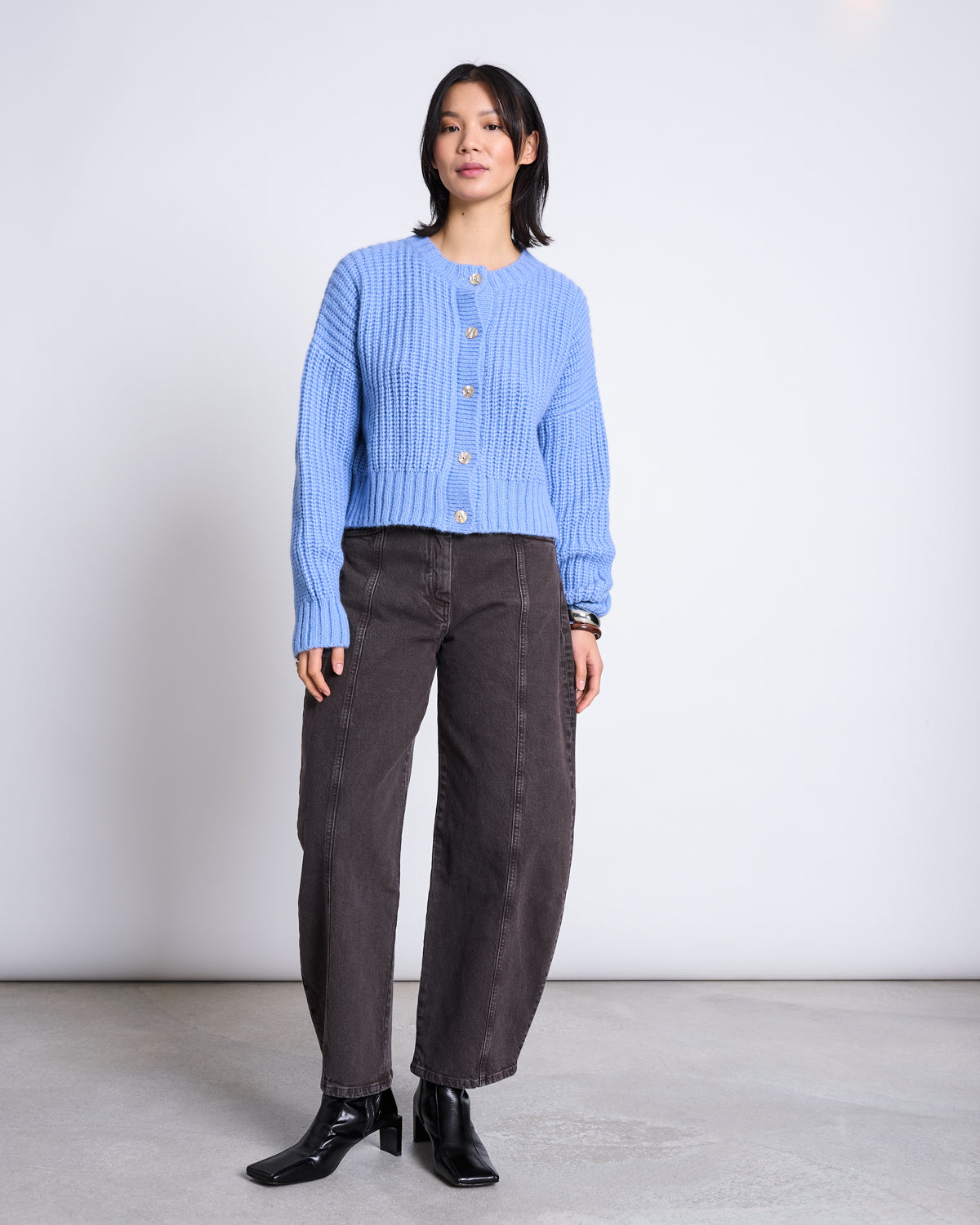 ALPACA CREWNECK CARDIGAN BENI MID BLUE Cardigan jan-n-june 1