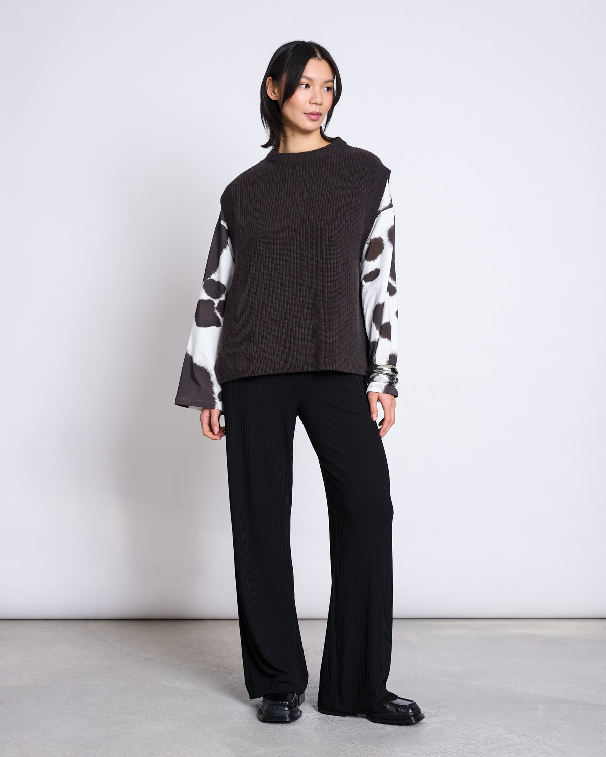 PRINTED OVERSIZED LONGSLEEVE CAMIA COW PRINT GOTS Longsleeve jan-n-june 6