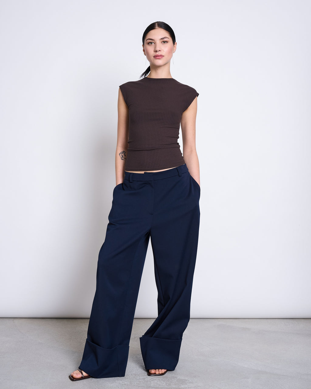 TENCEL™ LYOCELL RIB T-SHIRT APIS MUD T-shirt jan-n-june 1