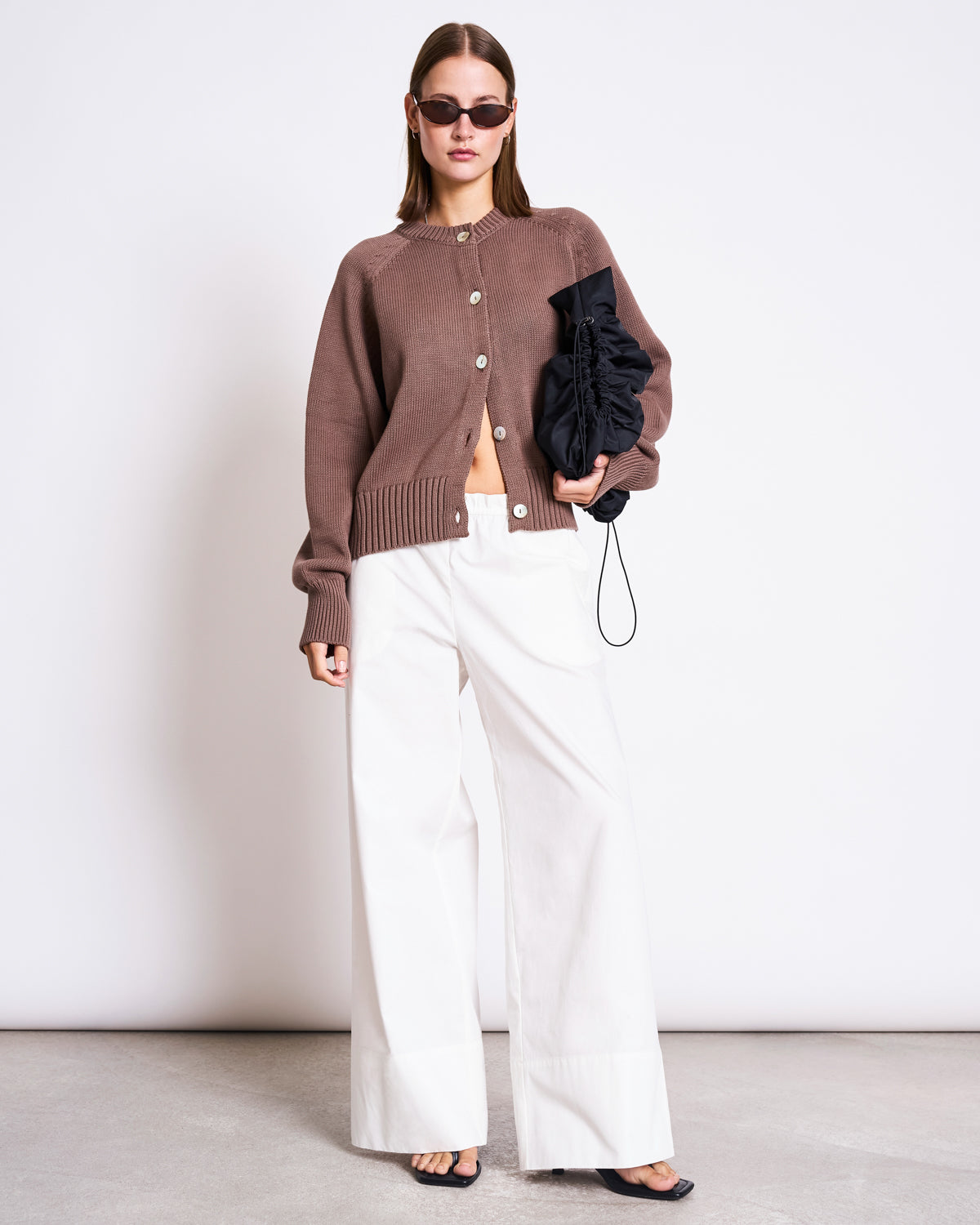 RELAXED CREWNECK CARDIGAN SIVIA CLAY GOTS Cardigan jan-n-june 1