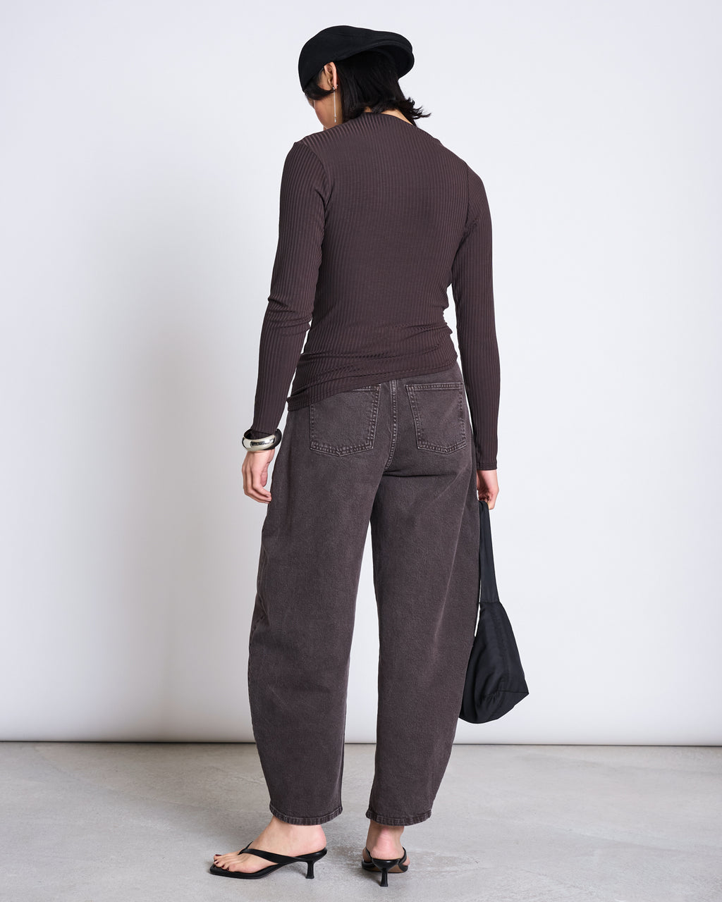 ASYMMETRICAL LONGSLEEVE TOVE MUD Longsleeve jan-n-june 4