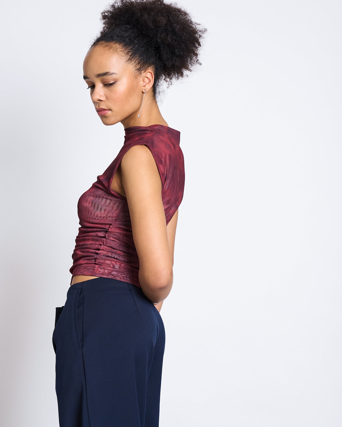 RUFFLE MESH TOP LAGUNA CARMINE CURL T-shirt jan-n-june 2