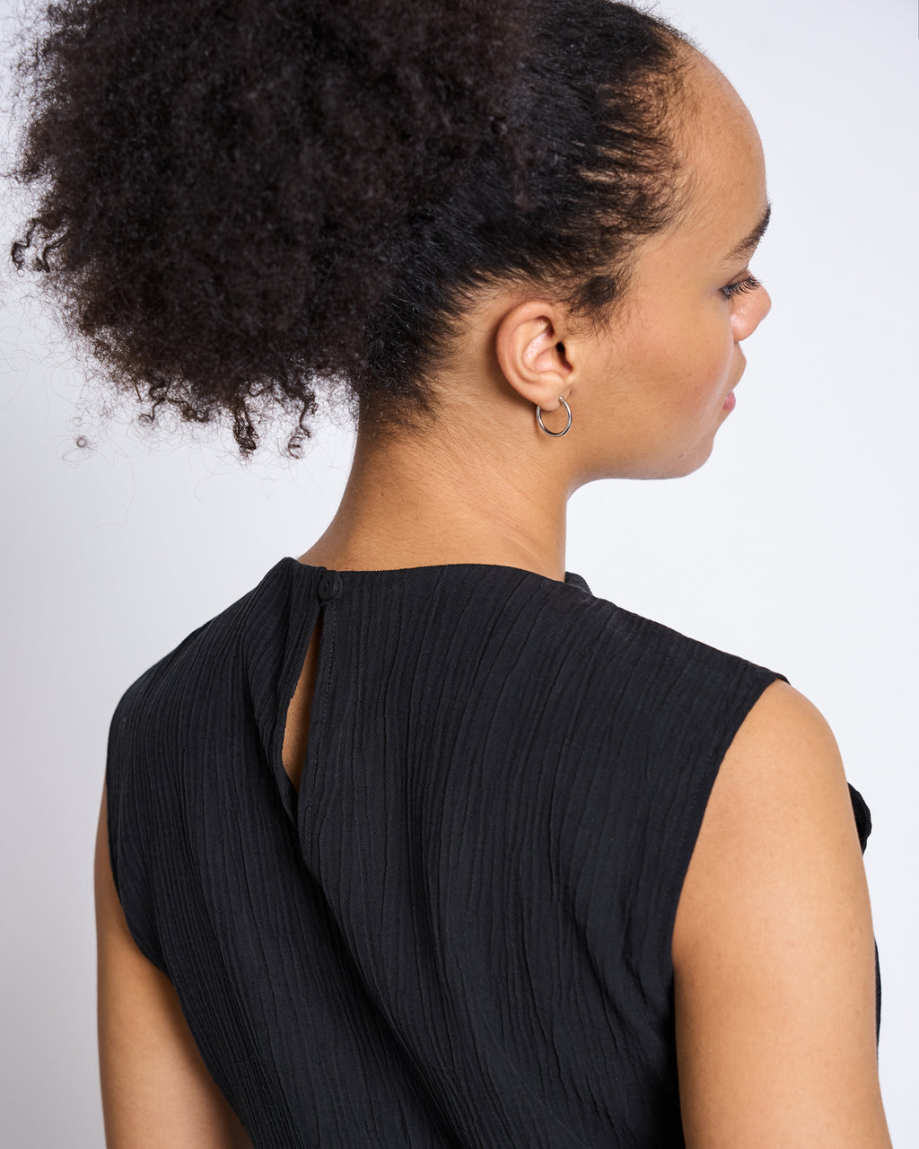 GATHERED CRINKLE TOP MEADOW BLACK T-shirt jan-n-june 4