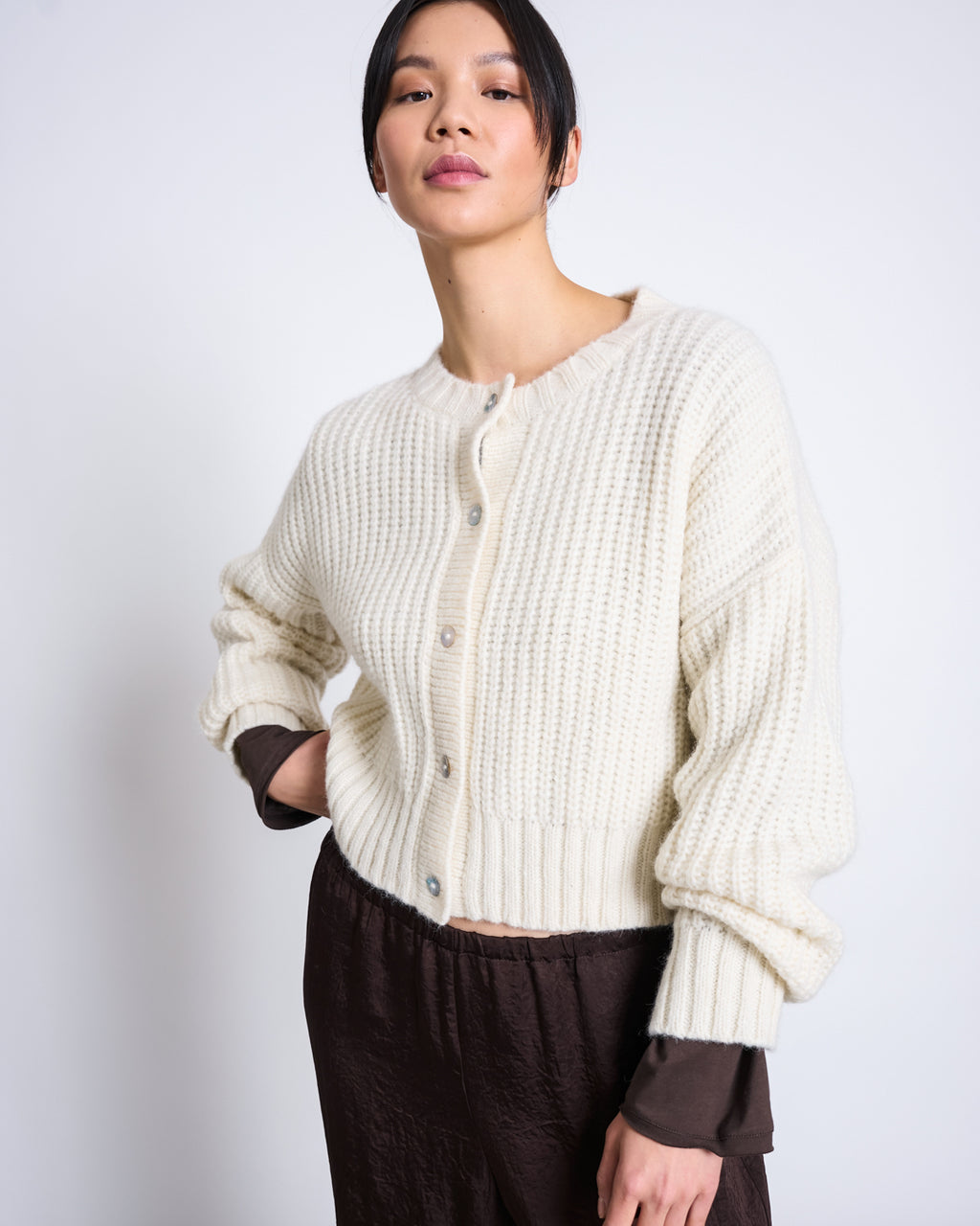 ALPACA CREWNECK CARDIGAN BENI OFFWHITE Cardigan jan-n-june 4