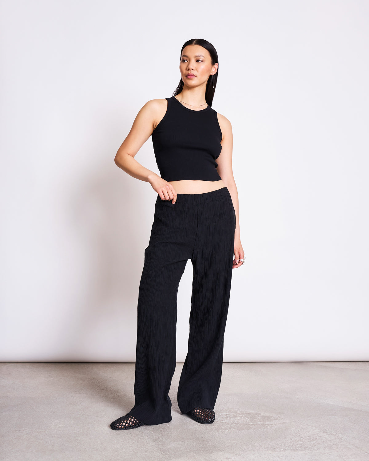 CRINKLE PANTS HAVA BLACK jan-n-june 6